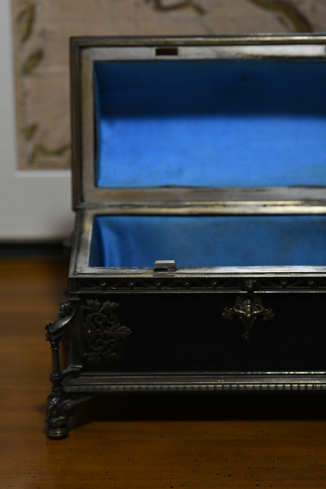 Exceptional 19th-Century Gothic Revival Bronze-Mounted Cassette (Casket) with Iron Interior