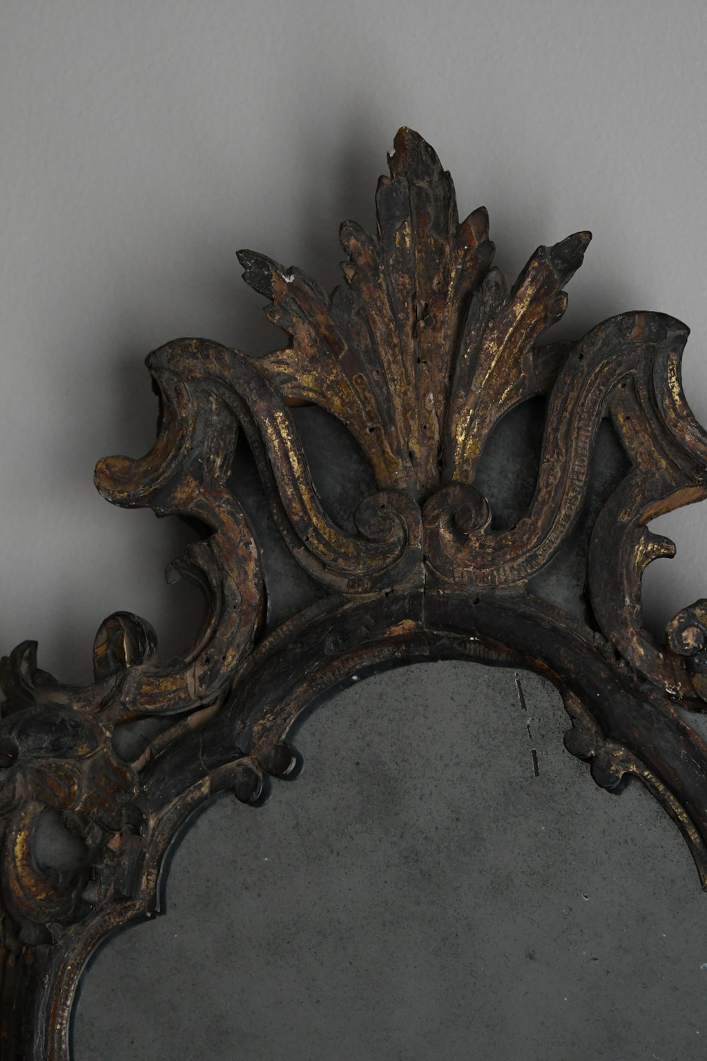 18th Century Italian Rococo Carved Giltwood Mirror | Hand-Carved Wall Mirror, Circa 1700–1799