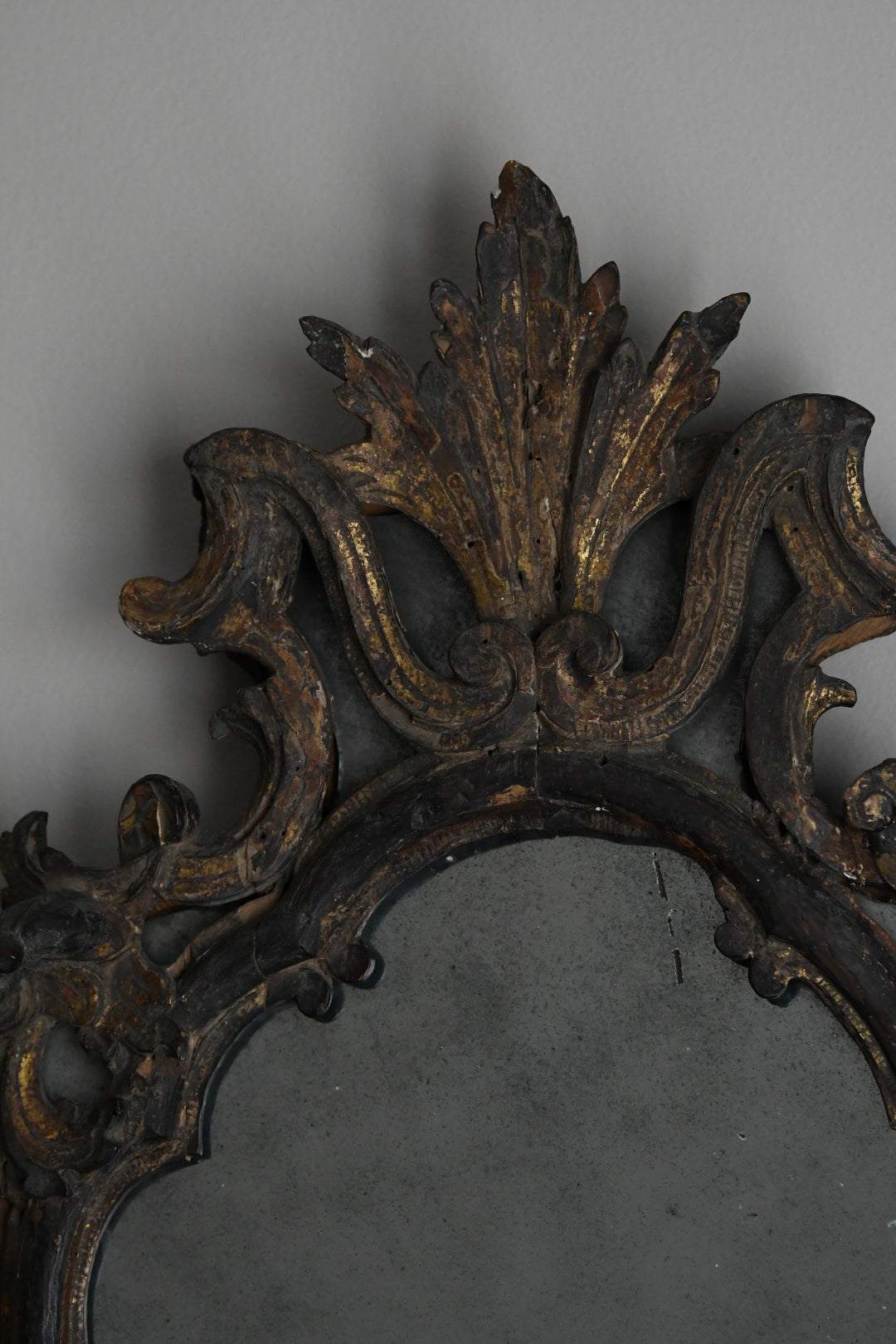 18th Century Italian Rococo Carved Giltwood Mirror | Hand-Carved Wall Mirror, Circa 1700–1799