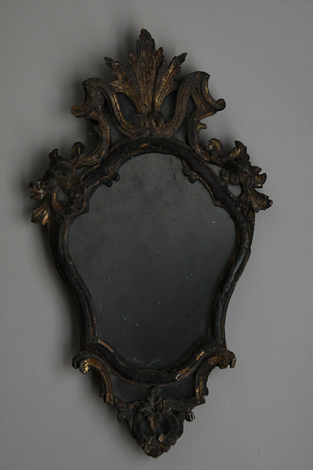 18th Century Italian Rococo Carved Giltwood Mirror | Hand-Carved Wall Mirror, Circa 1700–1799