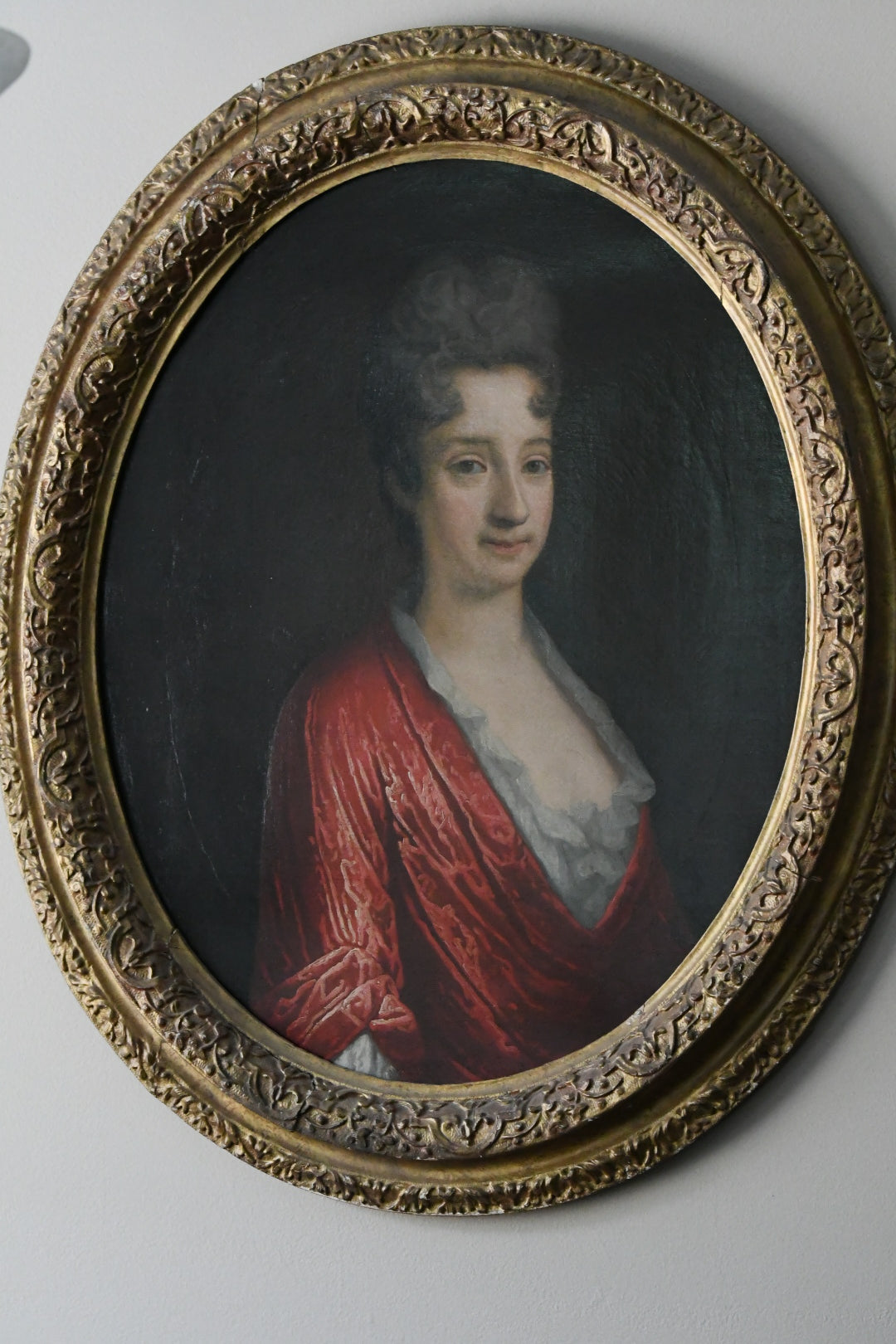 Antique English School Portrait of an Aristocratic Lady, Oval Oil on Canvas, Possibly 17th–18th Century, Baroque