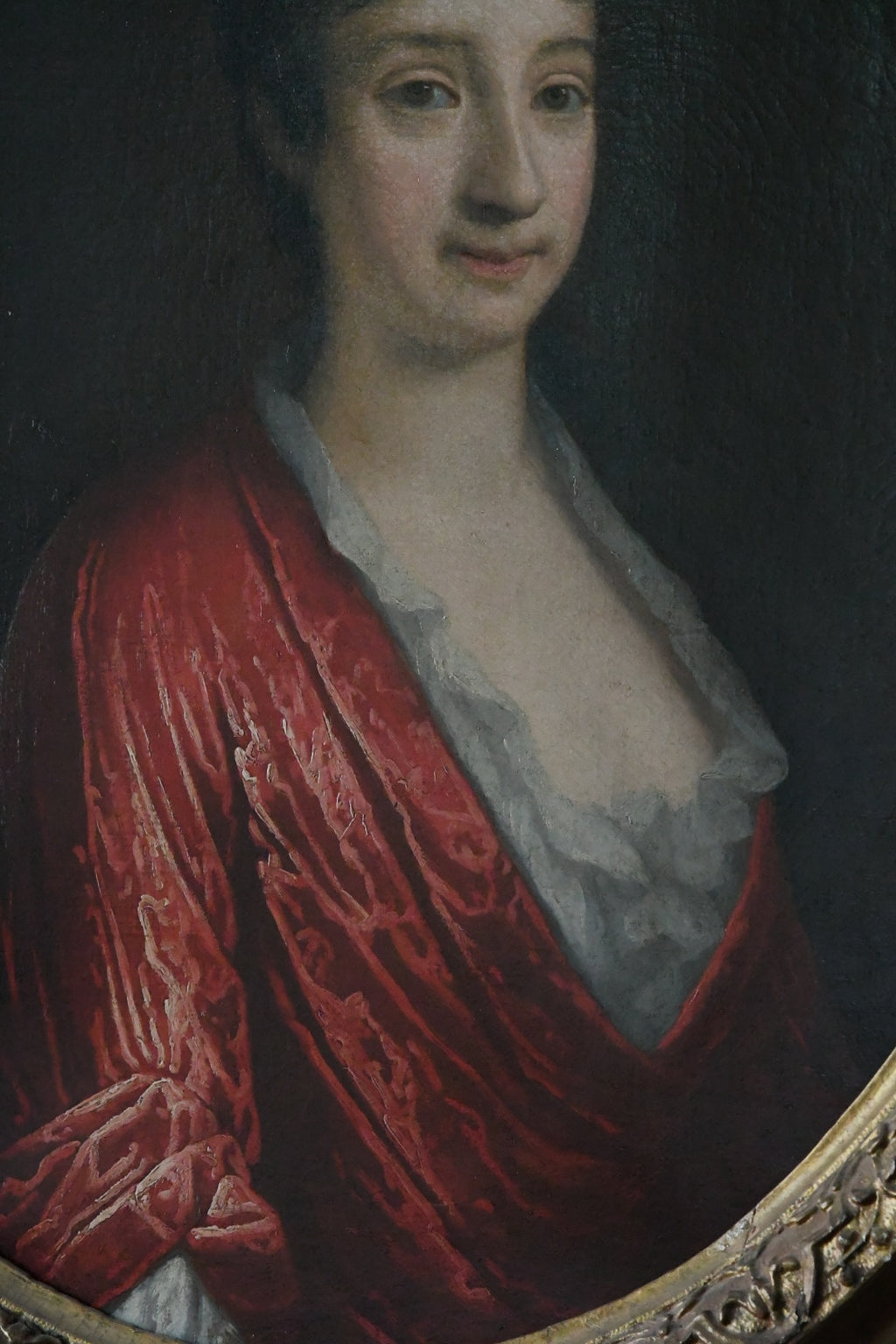 Antique English School Portrait of an Aristocratic Lady, Oval Oil on Canvas, Possibly 17th–18th Century, Baroque